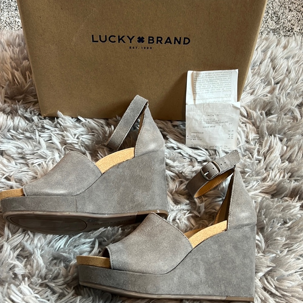 Lucky Brand gray wedges size 7